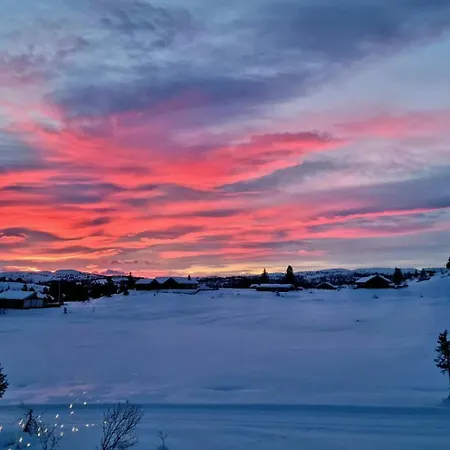 Family With Firepit At Sondre Fjellstolen Dom wakacyjny Reinli